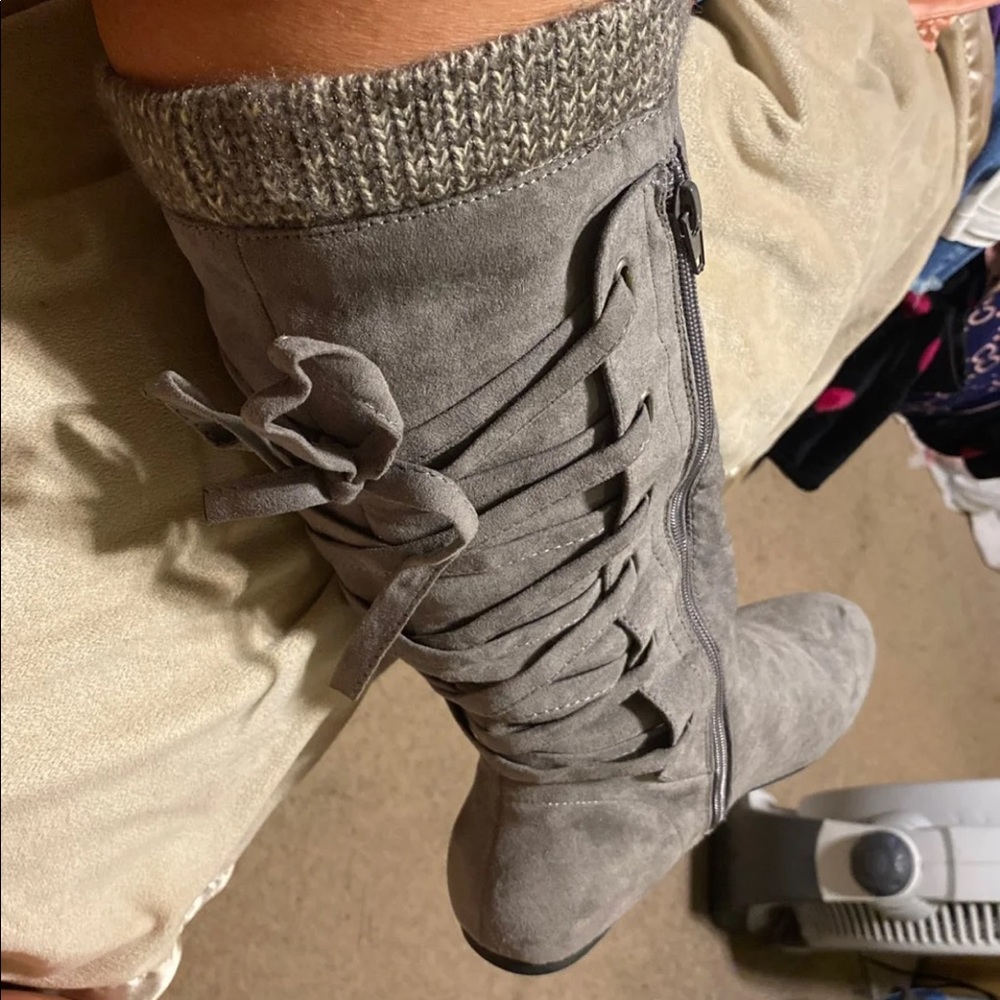 Grey size 10 boots